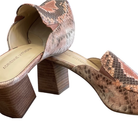 Adrienne Vittadini NEW Snake Chunk Heel Mule Size 7.5 - Picture 1 of 6